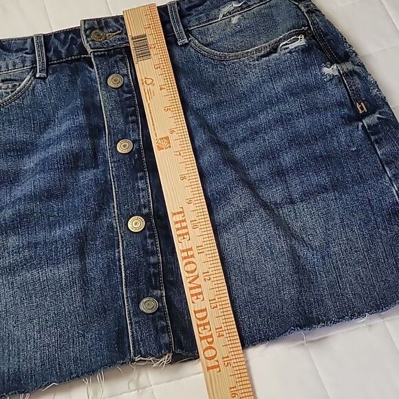 ZARA Women's Skirt Size M Cotton ButtonFLY DISTRESSED JEAN Denim Skirt - Picture 5 of 7